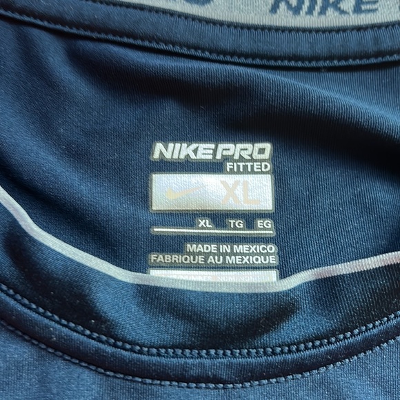 Nike Pro Fitted Shirt - Picture 2 of 5